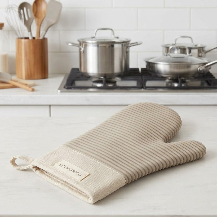 Havitera 2-Pack Heavy Duty Silicone Oven Mitts, Heat Resistant Kitchen Gloves